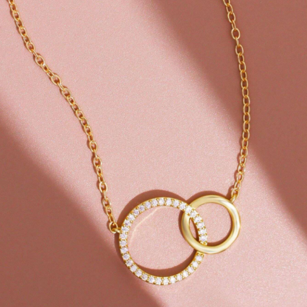 Collier Pendentif Cercle en Zircone Cubique – Élégance Intemporelle – Image 3
